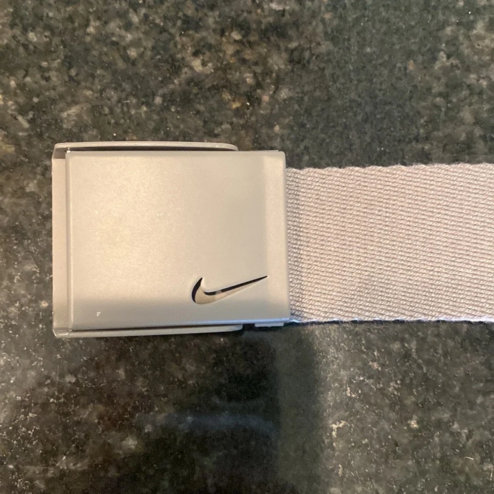 New Nike belt
